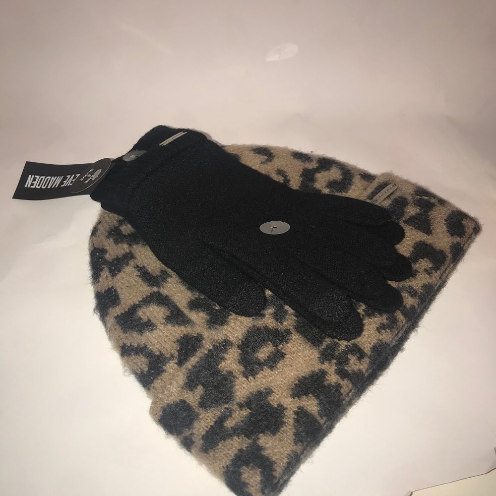 Steve Madden 2 Piece Leopard Beanie & Glove Set Br - Picture 2 of 6